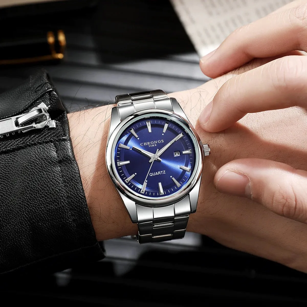 Men's Luxury Quartz Watch - Image 8